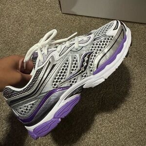 Saucony OG Progrid Omni 9